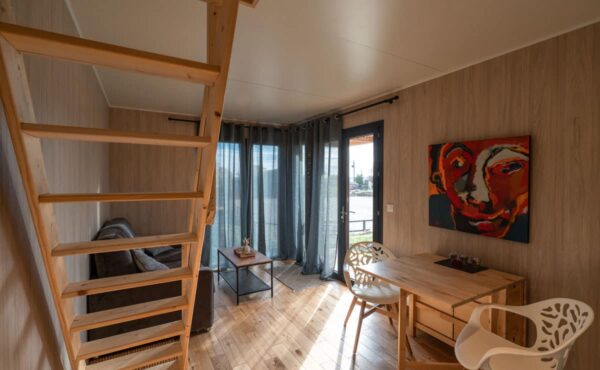 Chambre d'hôtes ou studio d'amis pour 4 personnes : salon