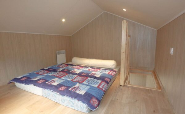 Studio de jardin en bois sur terrain nu - chambre