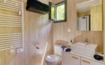 Salle de bain aménagée