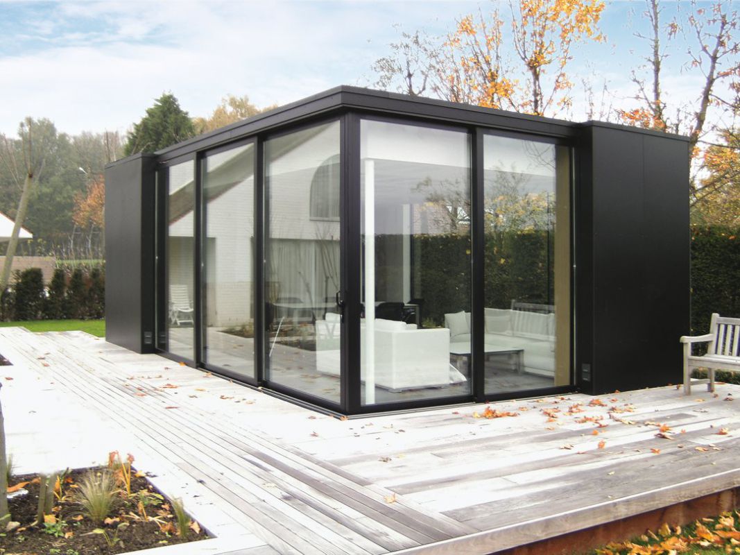 Pool house en métal