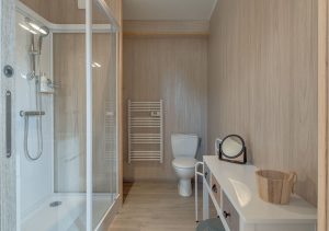Salle d'eau bureau de jardin sur mesure 