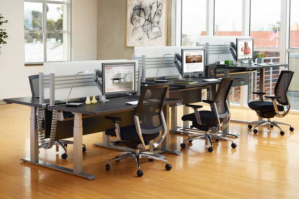 Bureau professionnel à hauteur réglable