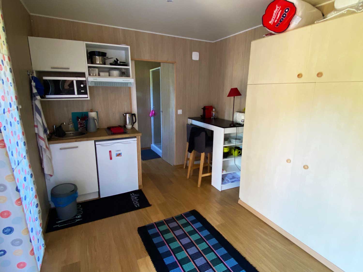 Intérieur d'un chalet de jardin de 15m2