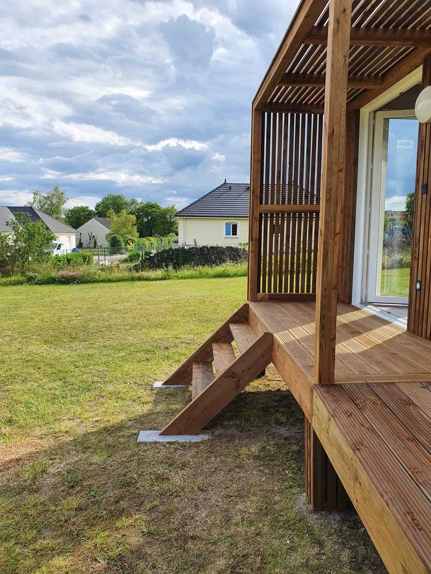 Local professionnel en bois de 20m2 dans le 10