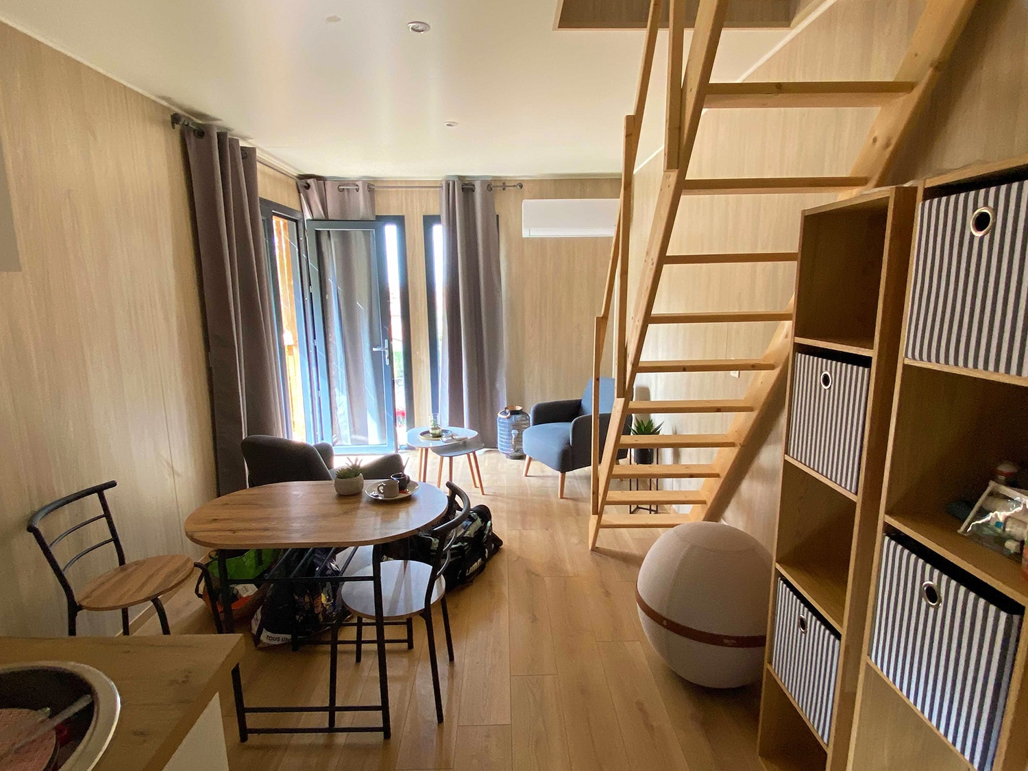 Pièce de vie d'une chambre d'hôte