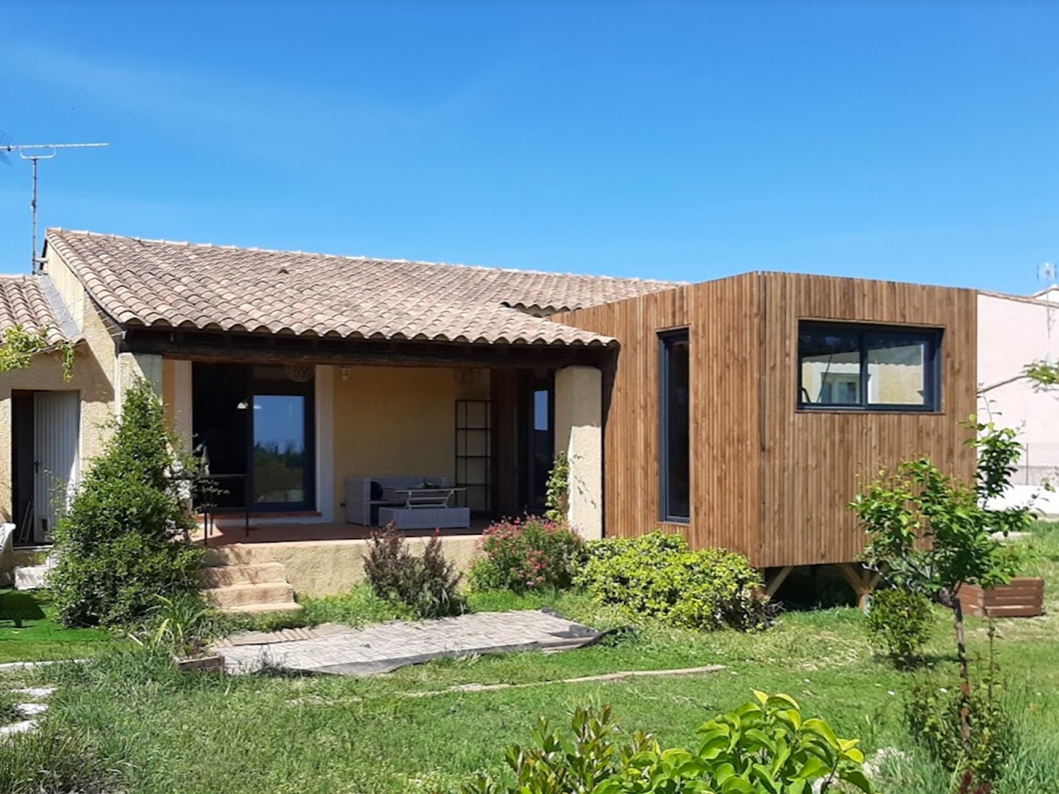 bureau de jardin de 15m2 dans le 30