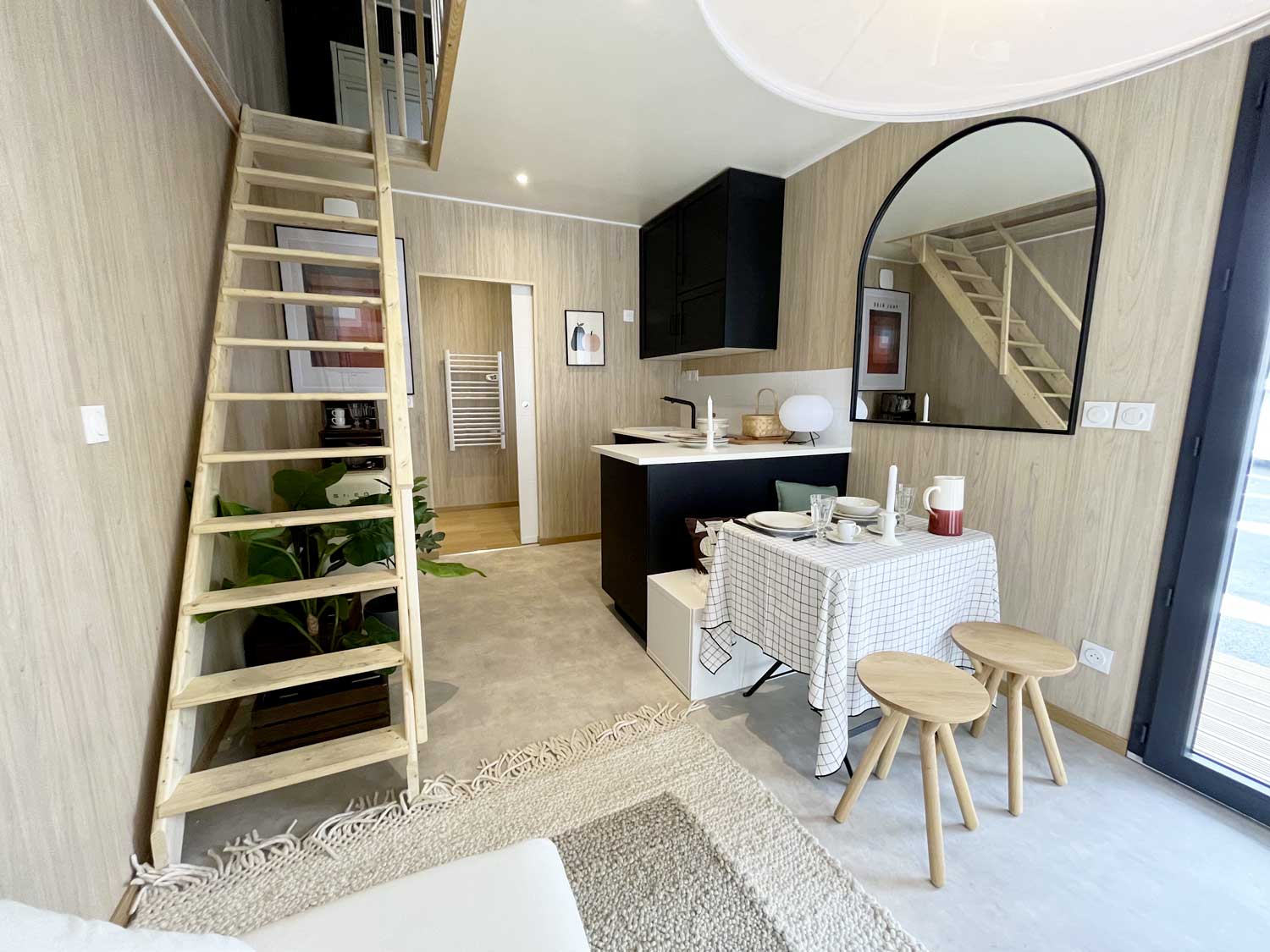 Aménagement intérieur d'une mini maison