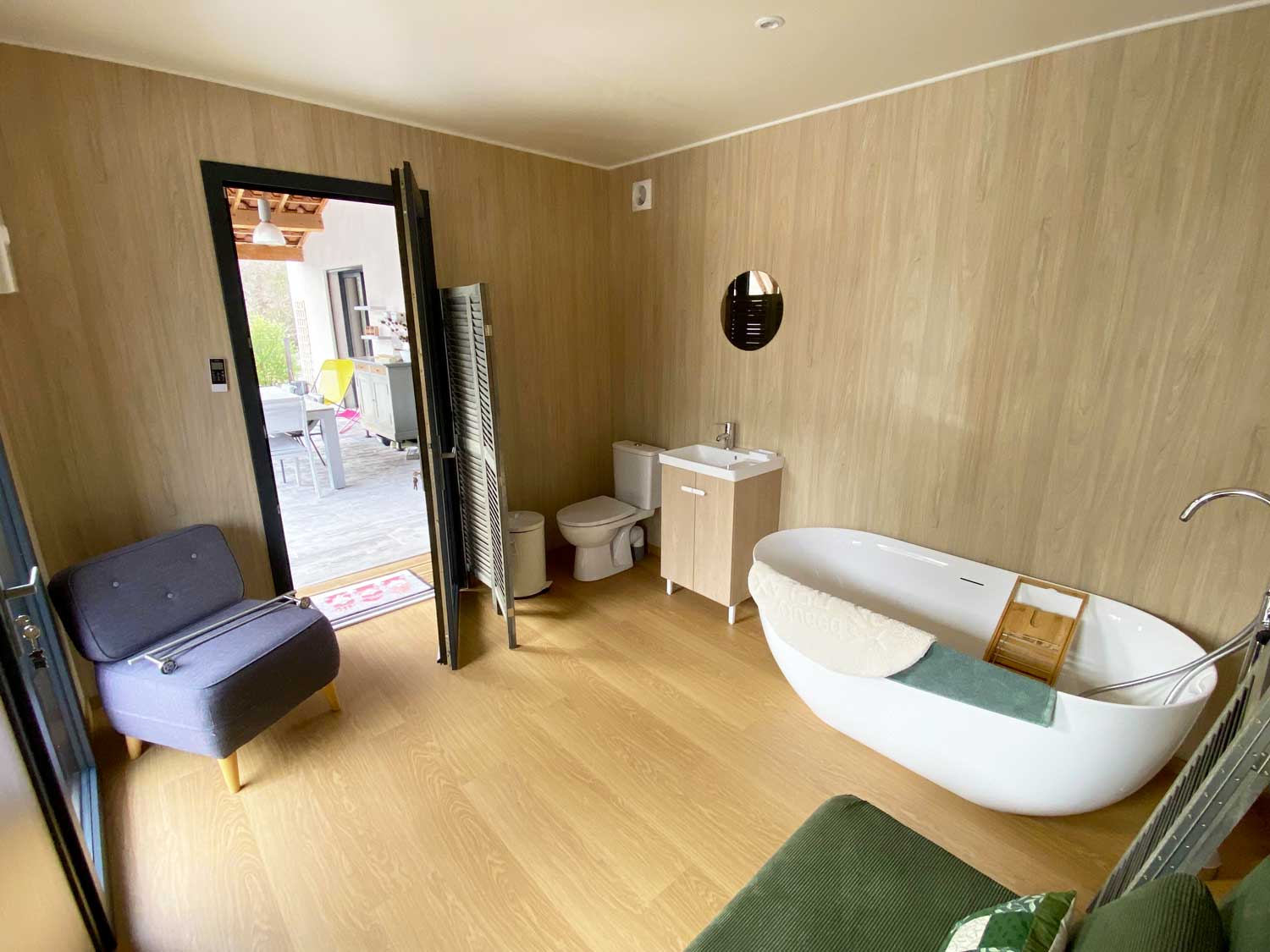 Salle de bain aménagée