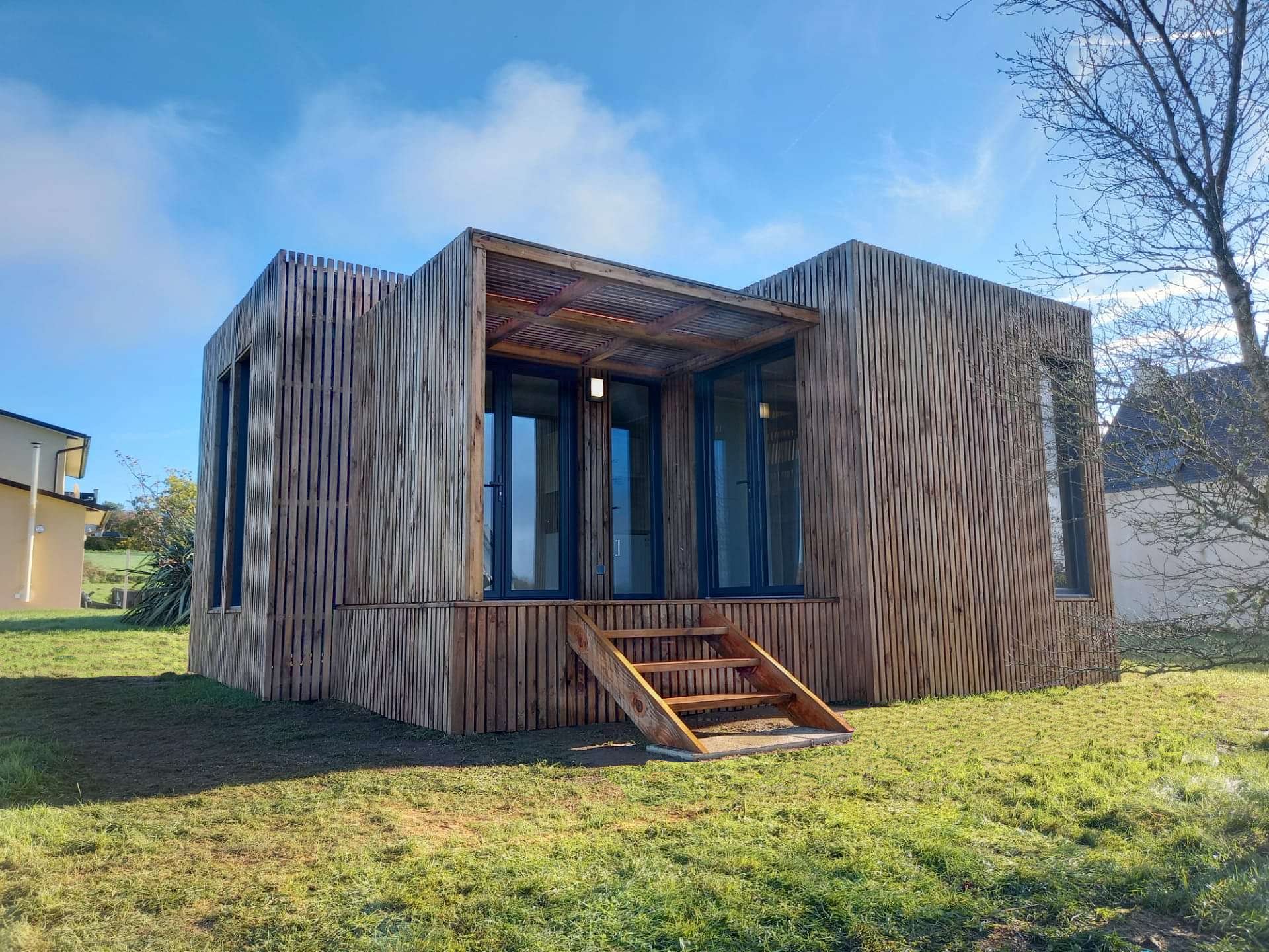 studio-de-jardin-bois-bardage Studio de jardin en bois avec bardage