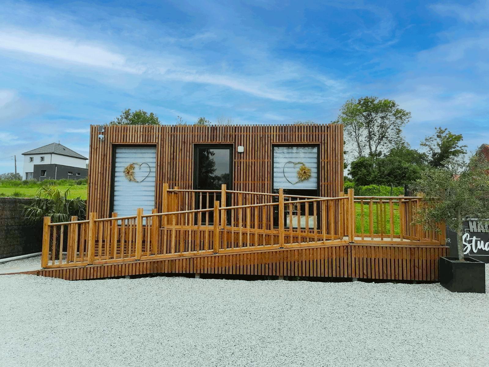 Local professionnel en bois