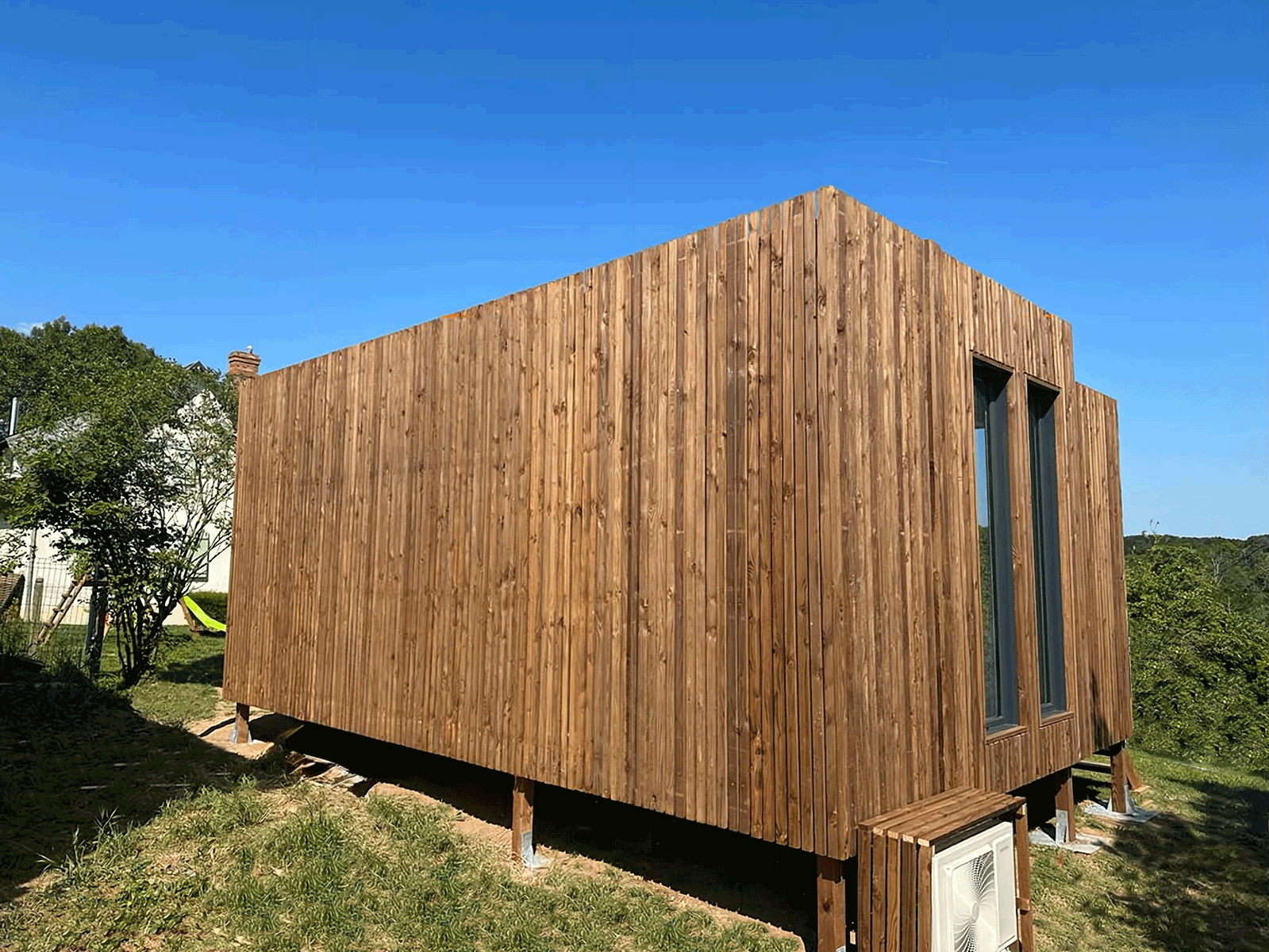 Arrière d'un studio en bois