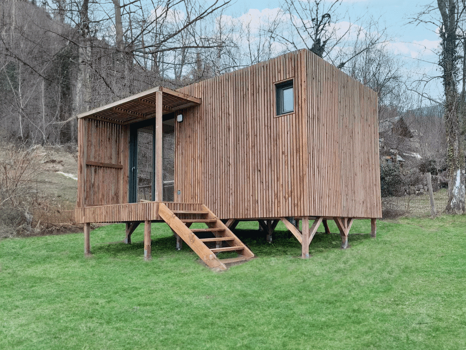 Studio de jardin en surélévation