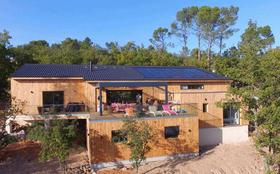 Une maison bioclimatique en bois
