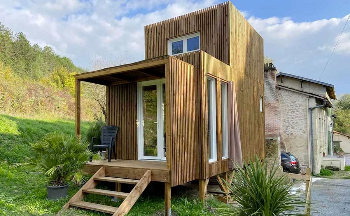 realisation-gk25m-ext.jpg Un bureau de jardin avec mezzanine de 25m2